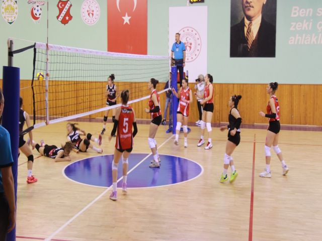 Nefes Kesen Karşılaşmanın Galibi 1989 Kadın Voleybol Takımı