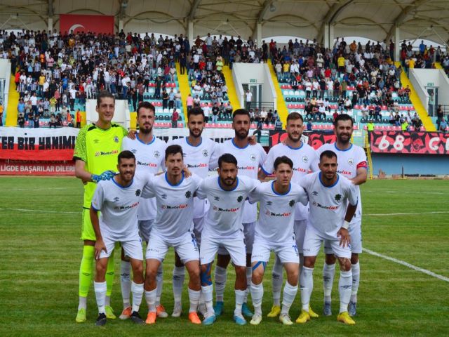 Dağılgan Stadı'nda İlk Yarı Golsüz Bitti