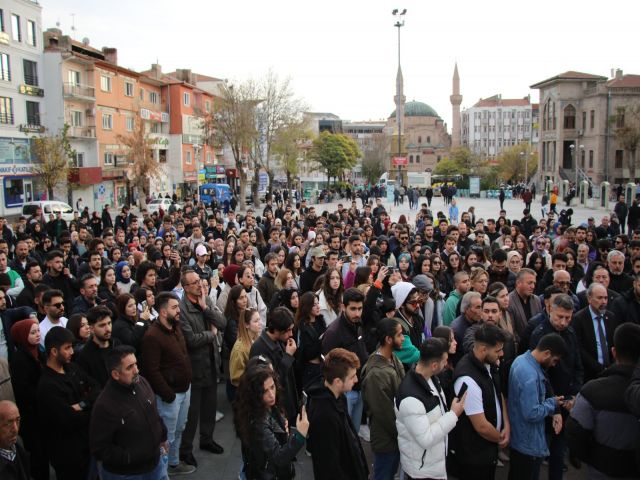 Öğrenciler Mine İçin Meydanda: Arkadaşımızı Kaza Değil İhmal Öldürdü