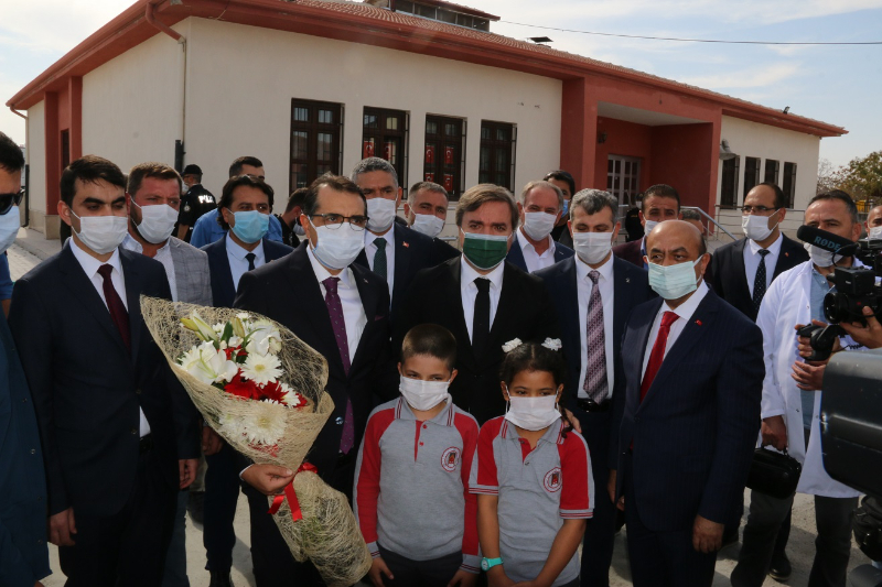 BAKAN DÖNMEZ: "TUZ GÖLÜ’NDEKİ TABİATIN YENİDEN CANLANMASINA DA ŞAHİTLİK EDİYORUZ”