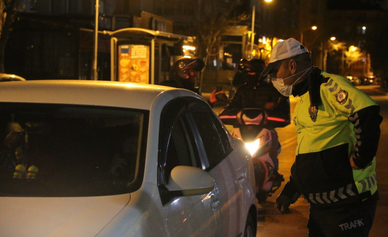 Koronavirüs tedbirleri kapsamında Aksaray’da “EVDE KAL” çağrısına büyük oranda uyuldu