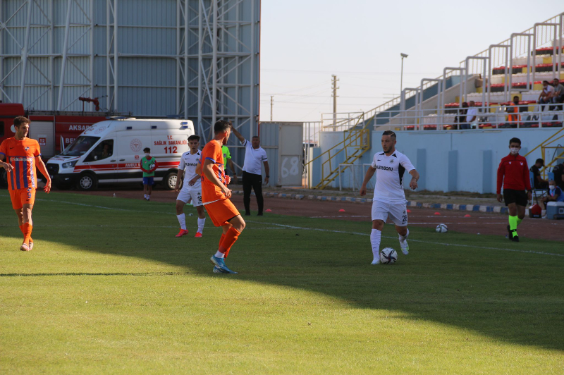 AKSARAY BELEDİYESPOR 1 – 1 HAKEM