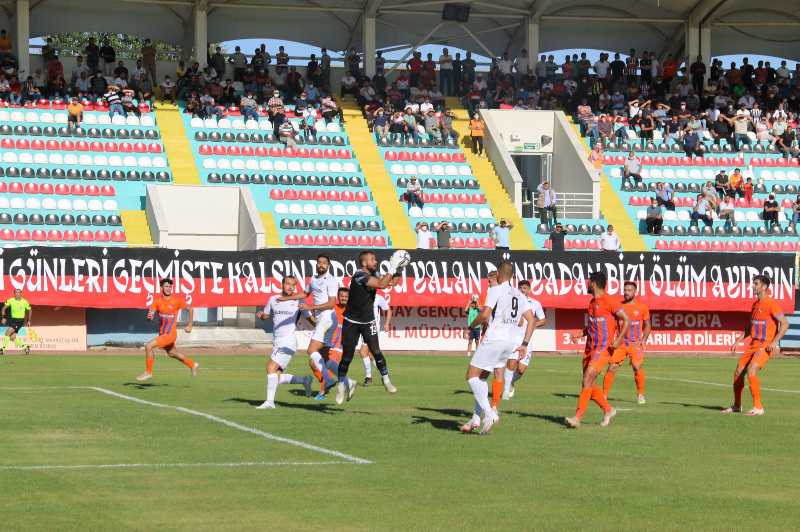 AKSARAY BELEDİYESPOR 1 – 1 HAKEM