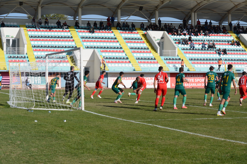 AKSARAYSPOR KENDİ SAHASINDA FARKLI