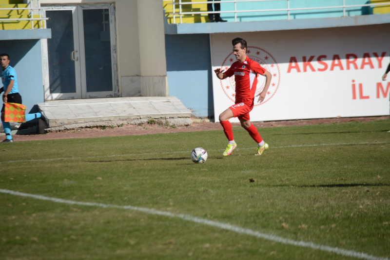 AKSARAYSPOR KENDİ SAHASINDA FARKLI