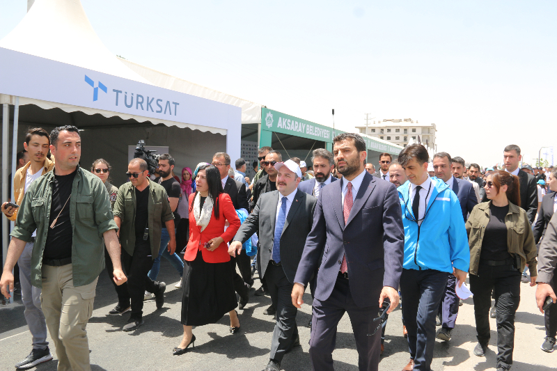 BAKAN VARANK “AKSARAYLI GENÇLERİ TEKNOFESTE GÖRELİM!”