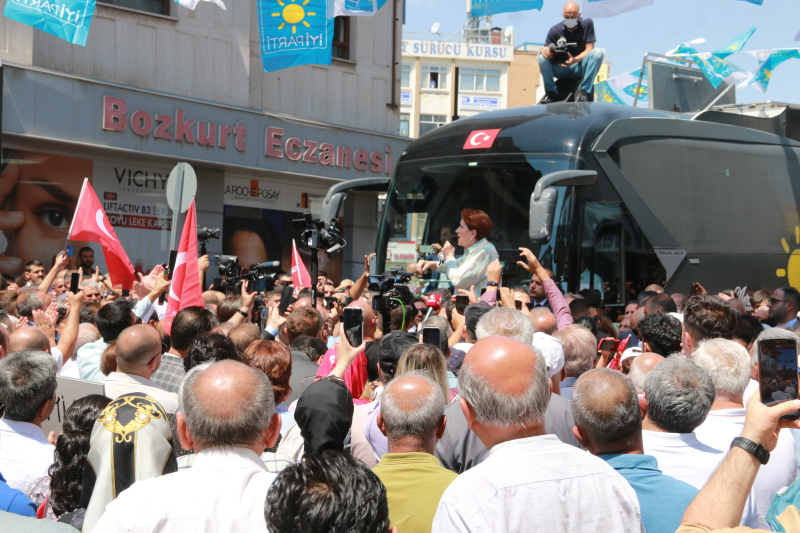 “TÜRKİYE’DE YAŞIYORUZ KİRAYI EURO İLE ÖDÜYORUZ”