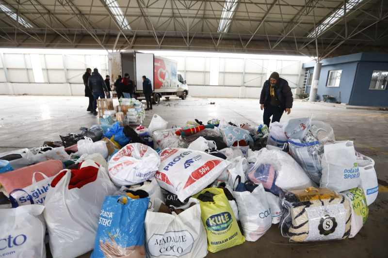 Aksaray Depremzedeler İçin Seferber Oldu