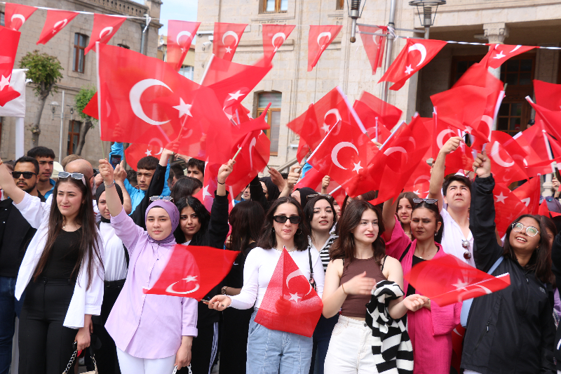 Aksaray 19 Mayıs'ı Coşkuyla Kutladı: Milli Mücadele'nin Ateşi 104 Yıl Önce Yandı