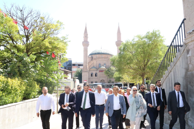 AK Parti Grup Başkanvekili Zengin: Türkiye'nin Samimi Bir Muhalefet Anlayışına İhtiyaç Duyduğunu Görüyoruz