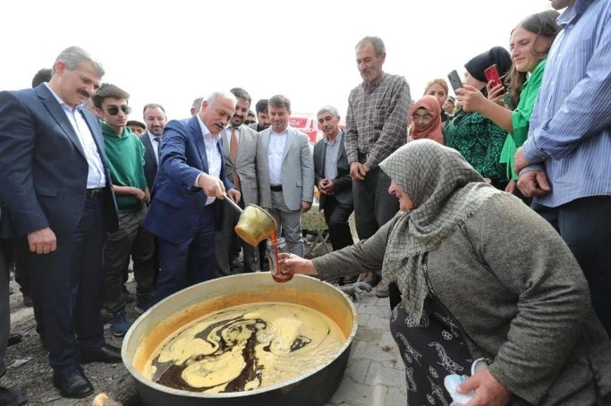 Uzun Yaşamanın Sırrı Bu Pekmez’de