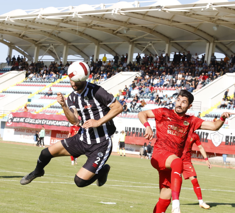 İlk Yarı Güle oynaya 2-0