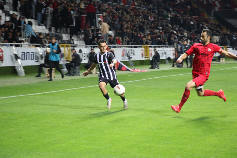 İlk Yarıda Gol Sessizliği