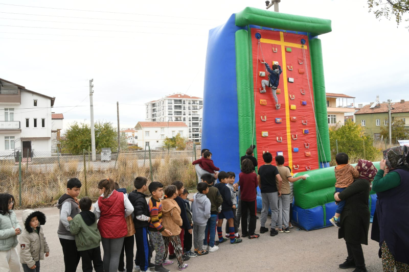 Aksaray Belediyesi, Ara Tatilde Öğrencileri Es Geçmedi