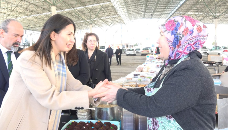 "Kazandığımızda İlk İş, Hanımeli Pazarı'nın Kadınlarının Üşümesinin Önüne Geçmek"