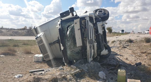 Hurdaya Dönen Tır’dan Burnu Kanamadan Çıktı