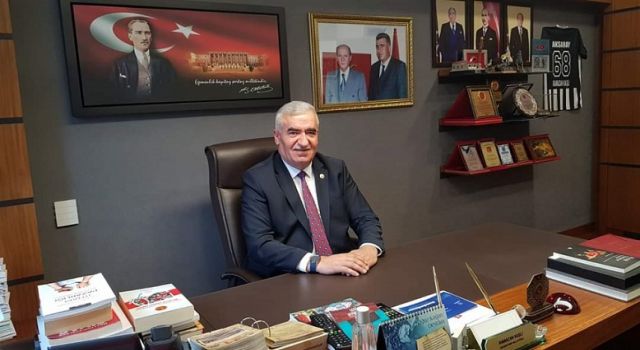 ''Öğretmenler İstikbalimizin Mimarlarıdır''