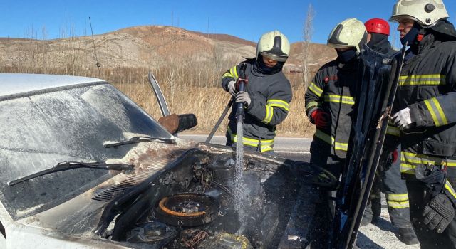 Kireçlik’te Otomobil Alev Aldı