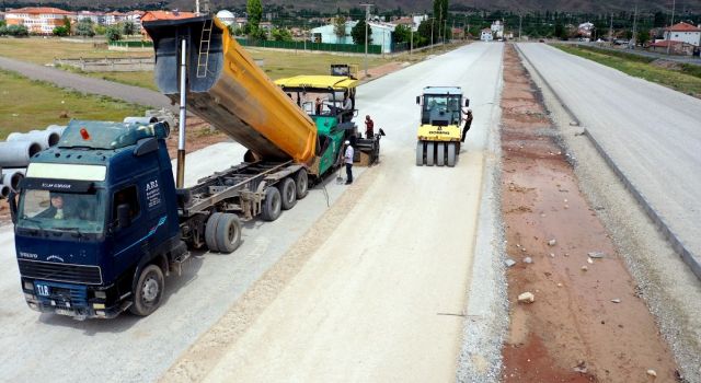 Aksaray’da 15 Noktada Yol Çalışmaları Sürüyor