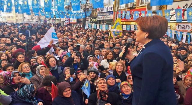 Meral Akşener Aksaray'ın Derdini Dinlemeye Geliyor