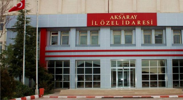 Spor salonu bakım - onarım işleri yaptırılacaktır