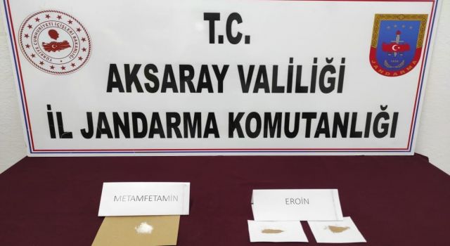 Jandarma Ekipleri Tetikte: Uyuşturucu Maddeyle Yakalandılar