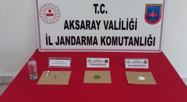 Jandarma Uyuşturucu Ticareti Yapan 3 Kişiyi Yakaladı