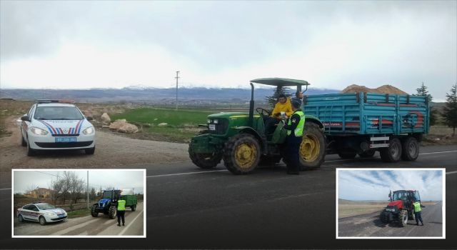 Jandarma Trafiğe Çıkan Tarım Araçlarını Denetledi