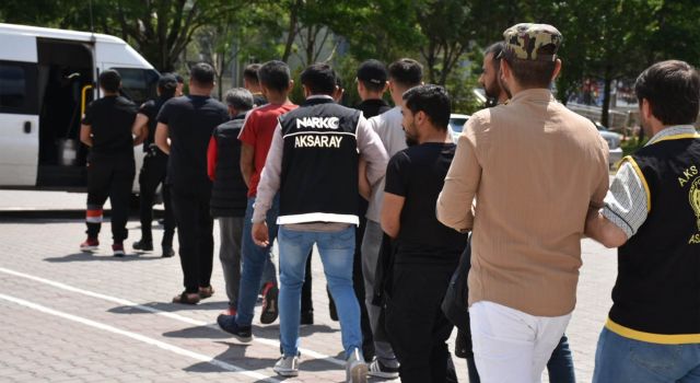 Aksaray Emniyetinden 20 Adrese Eş Zamanlı Operasyon