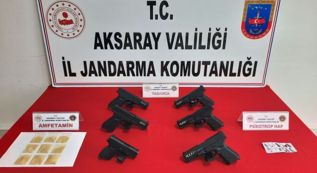 Jandarma, Zehir Tacirlerini Aksaray'a Girer Girmez Enseledi