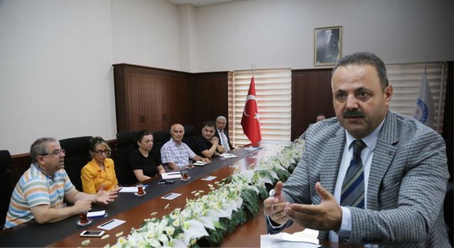 Rektör Arıbaş: Toplumsal Eğitimlere Yönelik Stratejiler Değerlendirildi