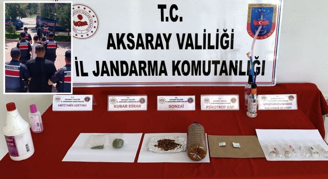 Jandarma, Zehir Tacirlerini Kendi Yuvasında Yakaladı