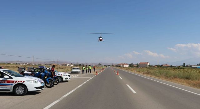 Jandarmadan Havadan ve Karadan Trafik Denetimi