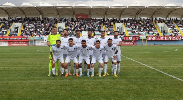 Uşakspor Karşısında İlk 11'imiz