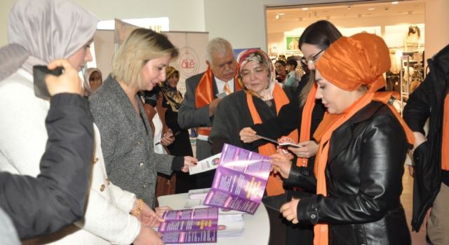 "Kadınlara Yönelik Ekonomik, Psikolojik, Fiziksel Ve Cinsel Şiddetin Her Türlüsü Sert Bir Dille Kınanmalıdır"