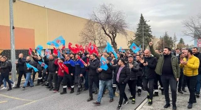 Türk Metal Sen İşçileri: Bize Dayattığınız Yoksulluk Düzenine Evet Demeyeceğiz!