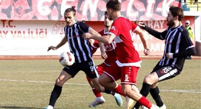 Galibiyet Ofsaytlara Takıldı! Kastamonuspor 1-0 Aksarayspor