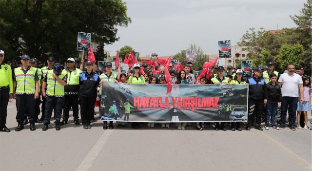 “Trafikte Empati Yapalım, Hassasiyeti Sürekli Hissedelim”