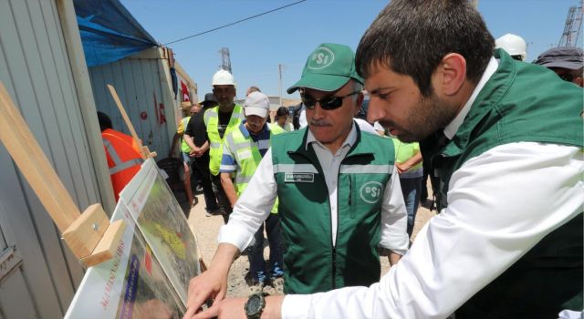 Vali Kumbuzoğlu, Sağ Sahil Kapalı Devre Sulama Sahasını İnceledi