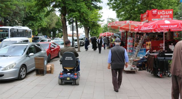 Nüfusun 77 Milyonun Altına Düşmesi Bekleniyor