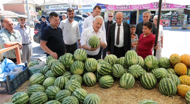 Hem Başkanlarla Hem De Vatandaşlarla Görüştü