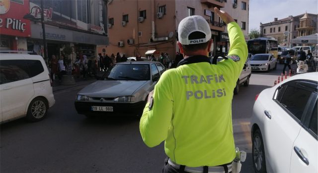 Bakan Yerlikaya Açıkladı: 2,5 Milyon Araç Denetlendi