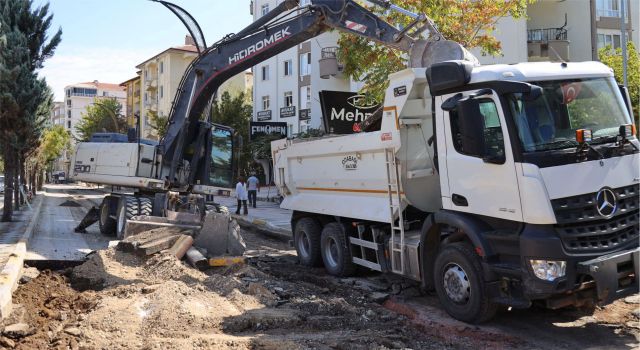 Başkan Dinçer: “Caddemizi Modern Bir Görünüme Kavuşturacağız”