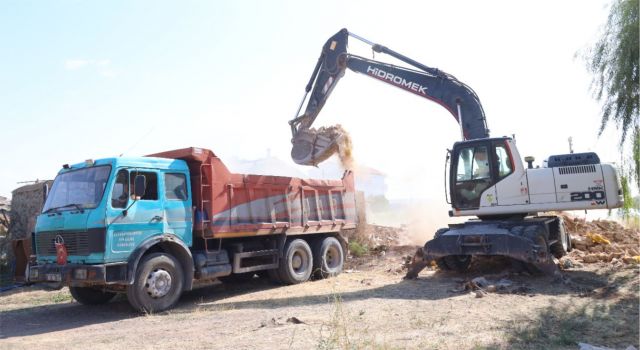 O Mahalle’nin Altyapı Eksikliklerini Gidermek İçin İlk Adım Atıldı