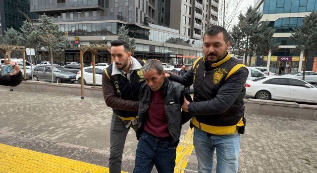 Kardeşi Öldürülen Kadın Sinir Krizi Geçirdi: “2 Oğlunu Vurdurttu Bu, Şimdi De Karısına Kalleşlik Etti”