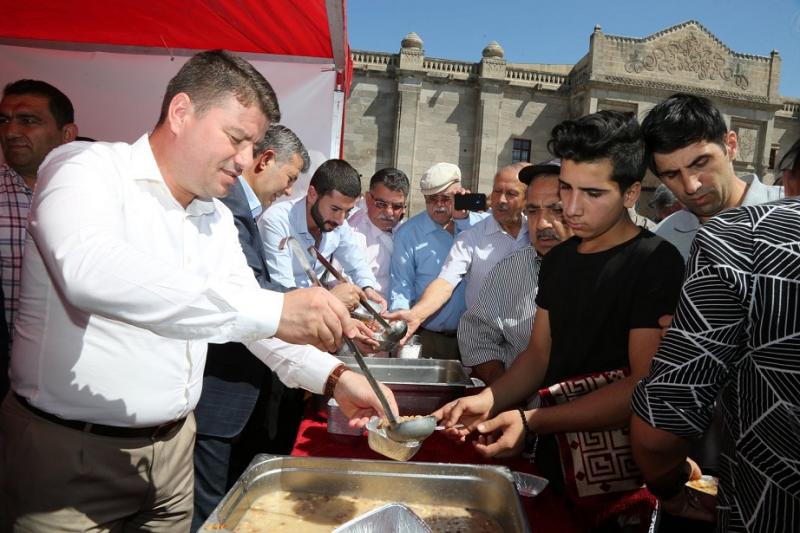 Aksaray Belediyesinden Aşure İkramı