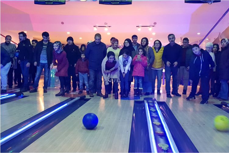 Görmeseler De Bowlingin Heyecan Ve Mutluluğunu Yaşadılar 