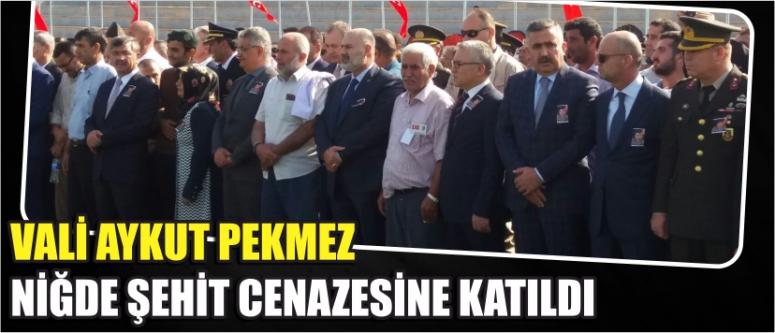 Vali Aykut Pekmez Niğde Şehit Cenazesine Katıldı