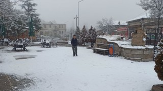 Aksaray’a Mevsimin İlk Karı Yağdı