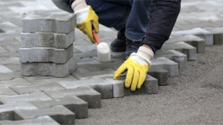 Parke Taşı Ve Bordür Döşeme İşleri Yaptırılacaktır